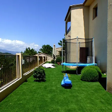 Kompleks wypoczynkowy Fiori Di Santa Giulia Porto-Vecchio (Corsica)